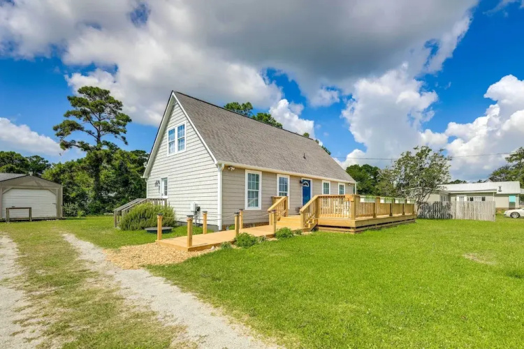 'the Willowberry House' With Deck & Grill!
