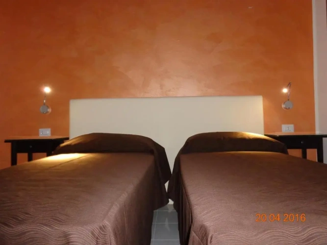 3 Bedrooms Apartment