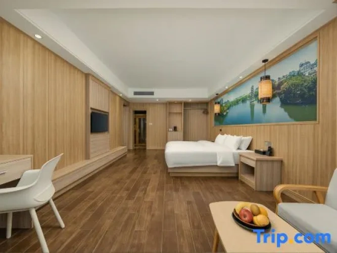 1 Bedroom Executive Attic Suite