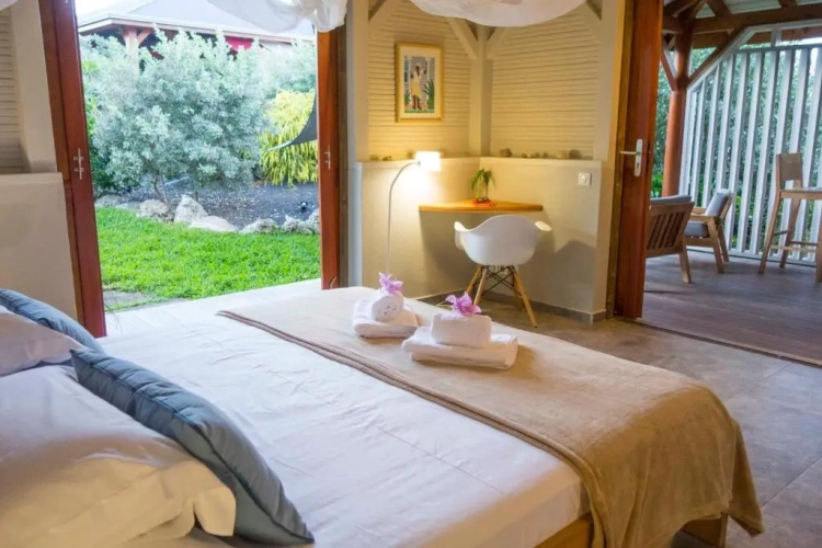 Deluxe Bungalow