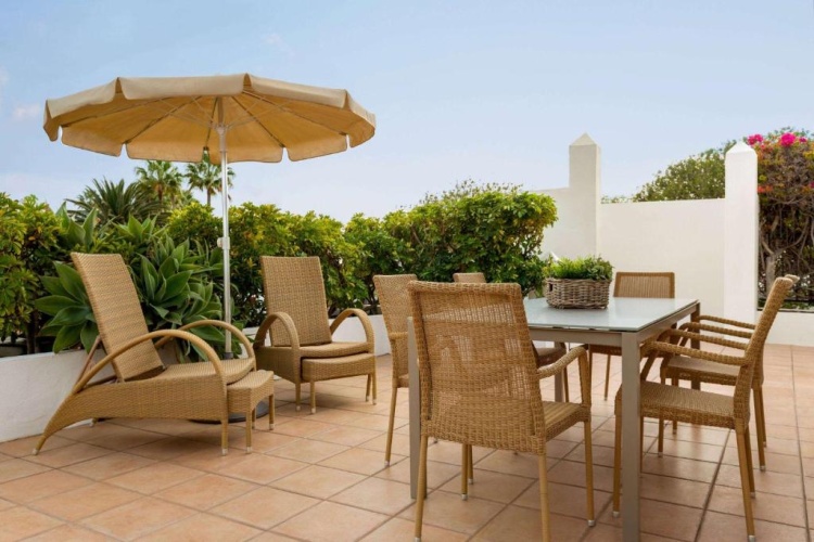 3 Bedrooms Villa