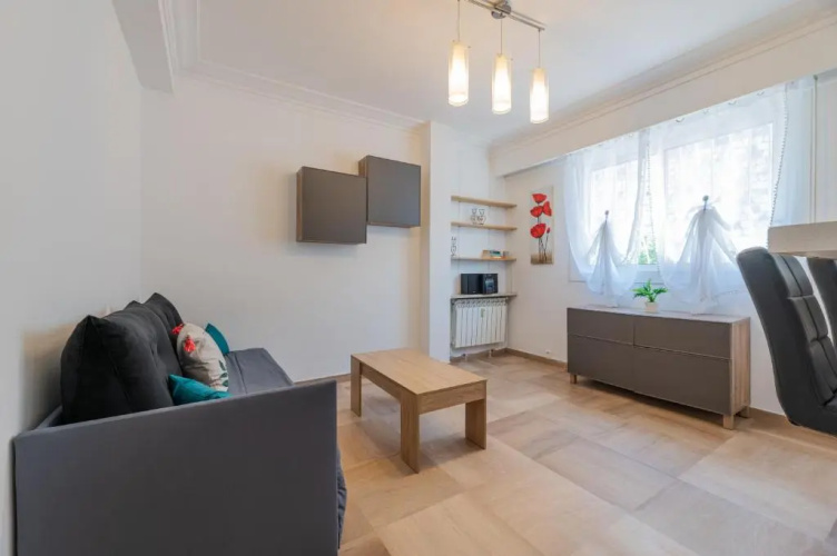 Cosy Studio Soleia, 50m from sea side