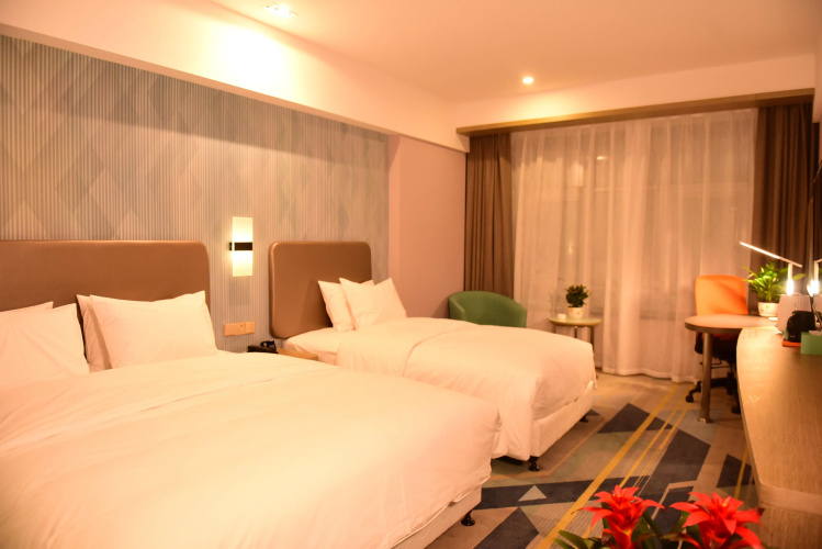 Holiday Inn Express Lhasa Potala Square