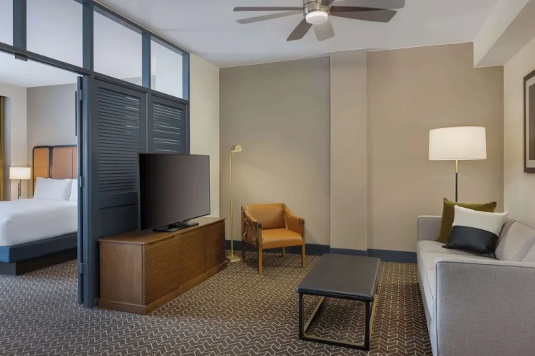 2 Bedrooms Premium Double Suite with balcony