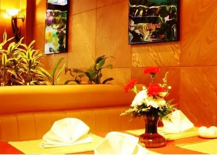 Bangkok Sahara Hotel