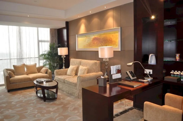 Traders Oriental Hotel