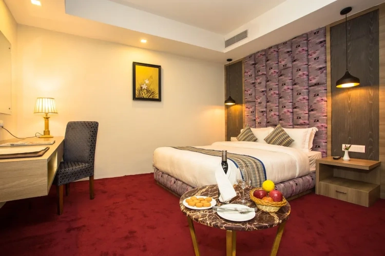 Luxury Suite