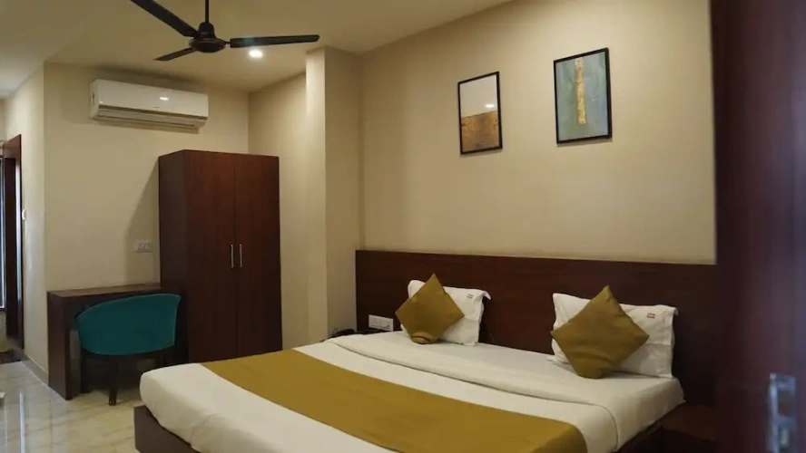 Luxury Double room with city view