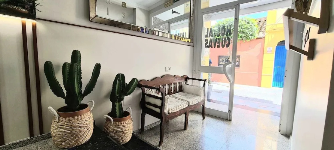 Hostal Cuevas