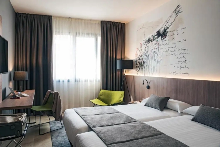 Standard Twin room