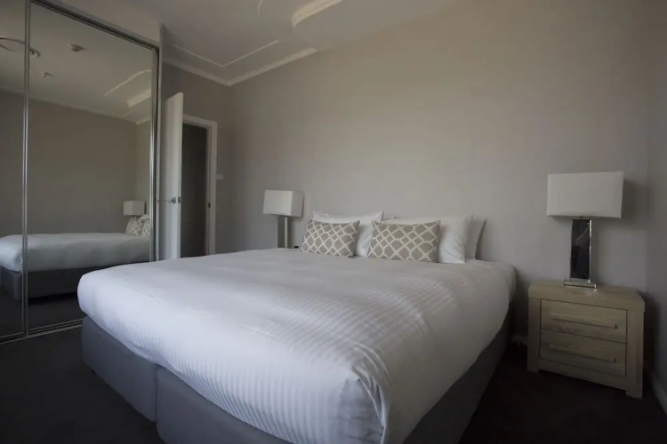 2 Bedrooms Apartment with balcony