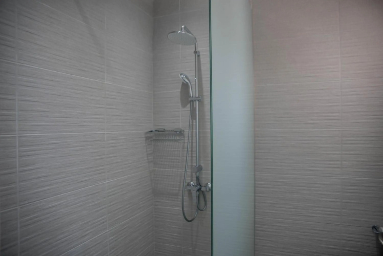 Modern one bedroom apartment at great location