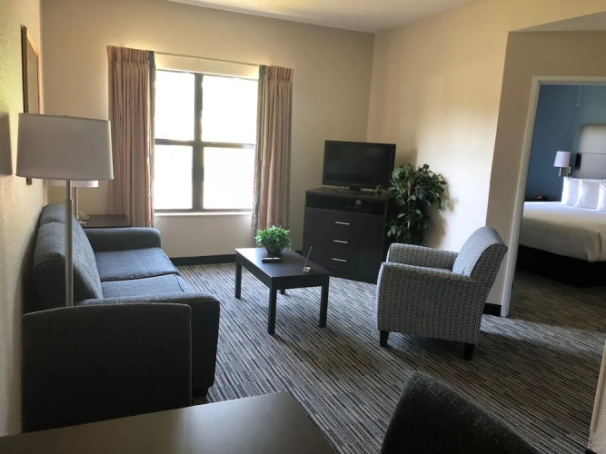 All Season Suites