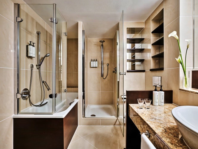 Crowne Plaza Bratislava photo 12