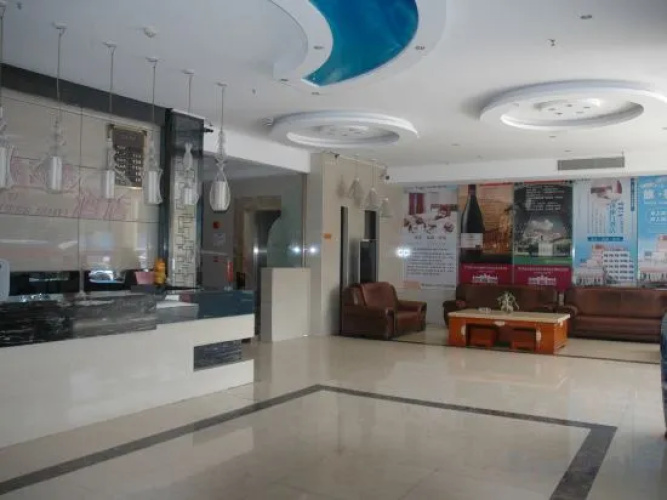 Yunyi Business Hostel