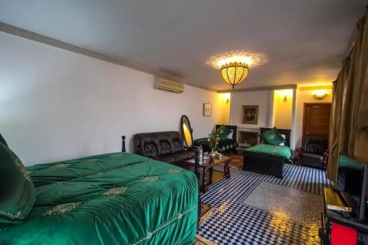 Room in B&B - Riad Authentic Palace & Spa - Suite Al Casaba
