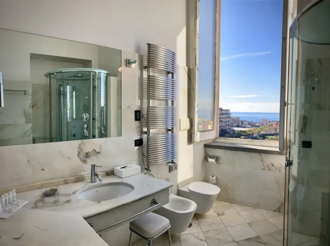 Deluxe Double room with balcony
