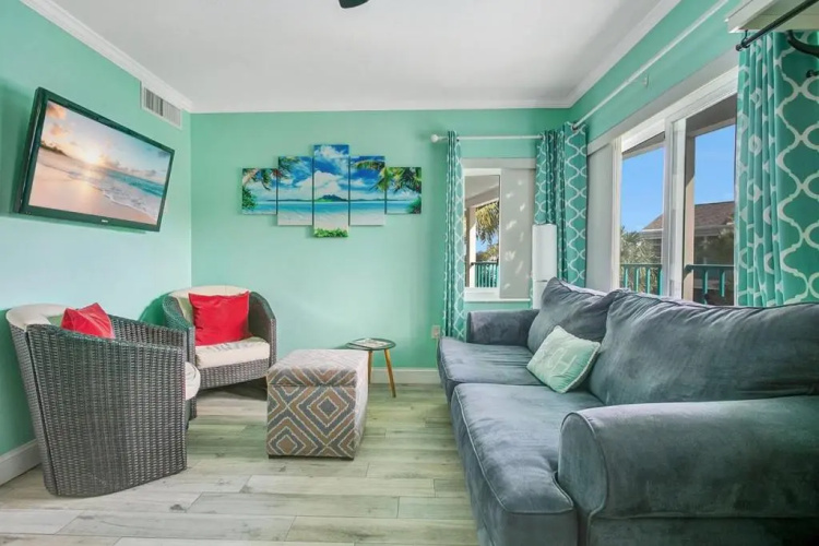 Five Palms Suite 202 - Daily - Weekly - Monthly