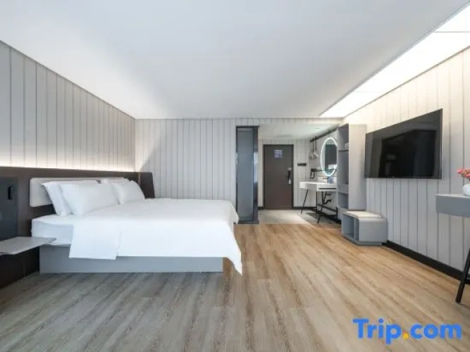 Standard Double room with view