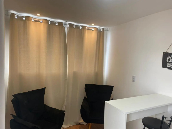 Loft container central c/ estacionamento
