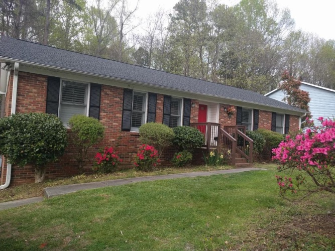 4 Bedrooms Cottage