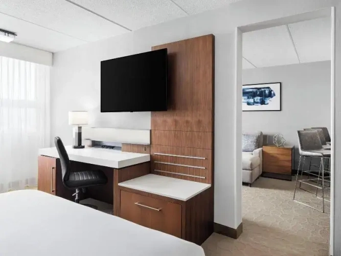Deluxe Double Suite