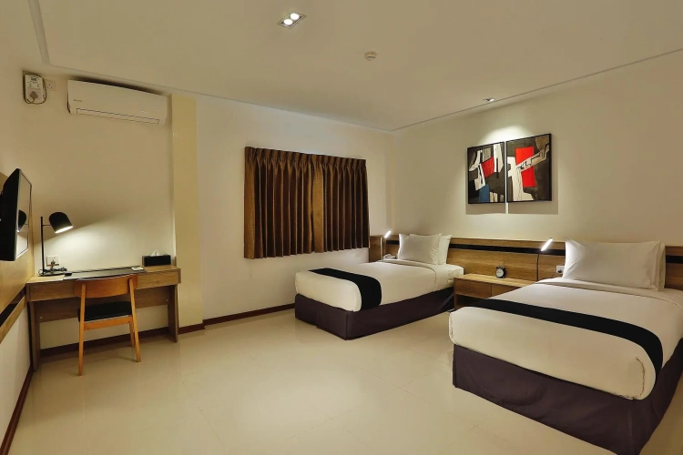 Deluxe Twin room