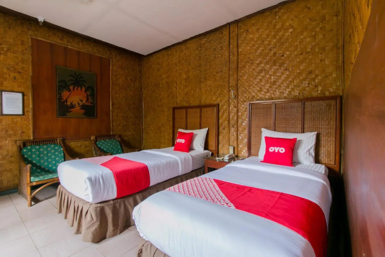 1924 Hotel Rafflesia