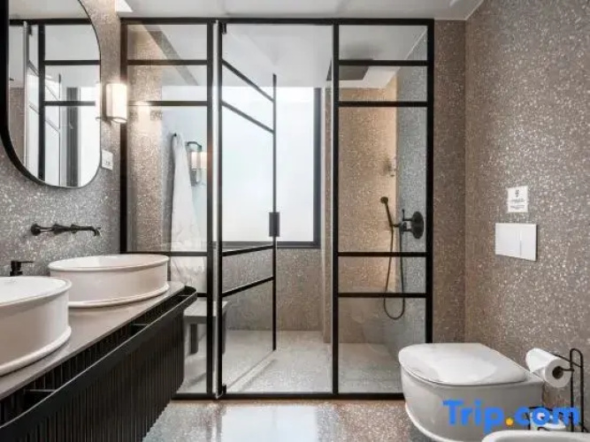 Rooftop Jacuzzi Penthouse at Savoy Insular
