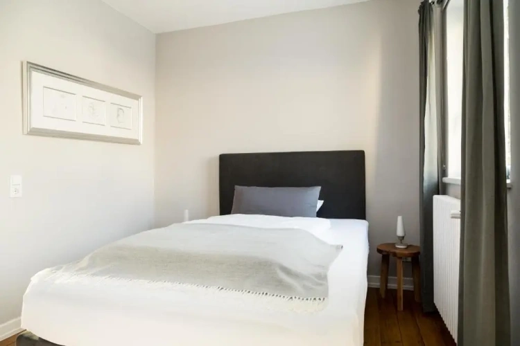 Deluxe Single room