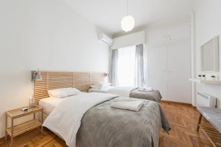 2 Bedrooms Apartment