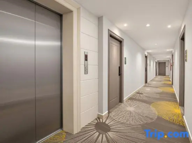 Yimi Hotel