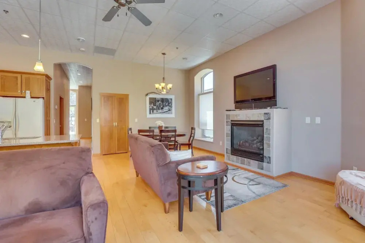 Mcgregor Condo w/ Brewery On-site: Steps to River!