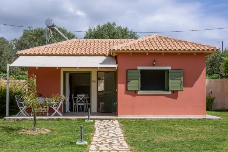 2 Bedrooms Cottage with garden view