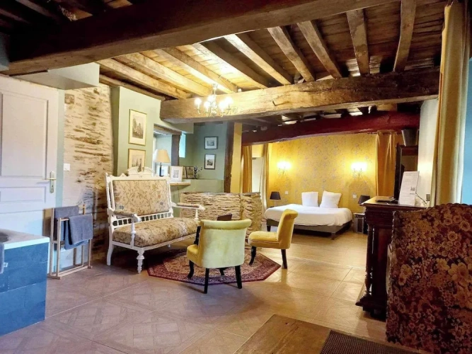 Deluxe Double Suite