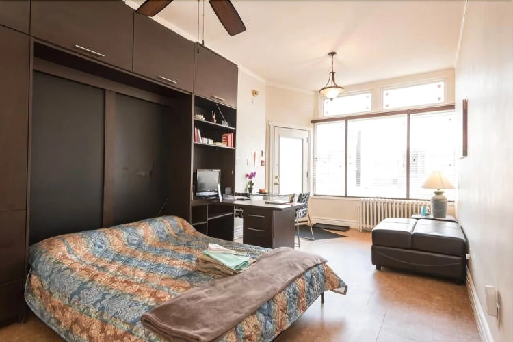 Spacious Bachelor Apt offered by Short Term Stays