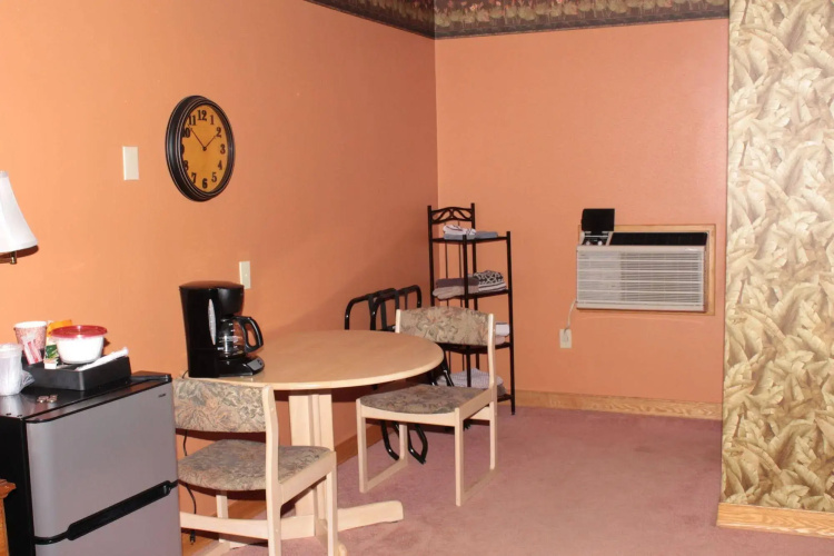 Blue Spruce Motel
