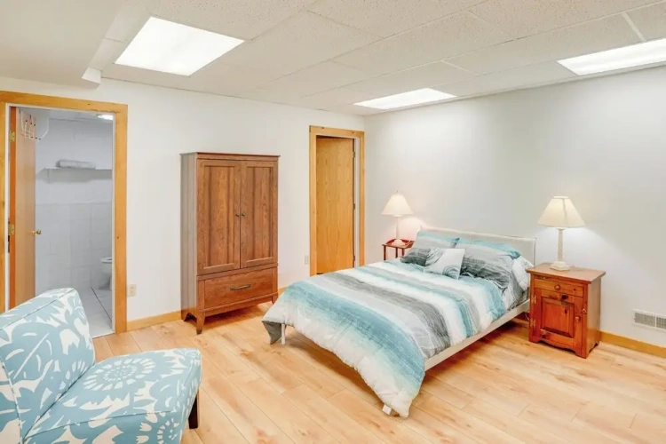 4 Bedrooms Cottage