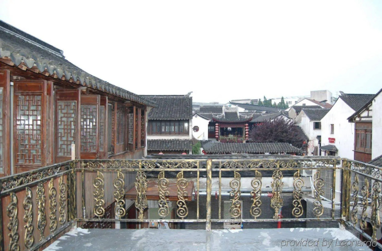 Royal Garden Inn
