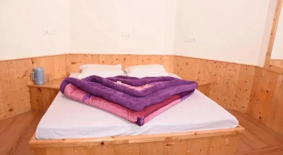 Snow Trails Camp