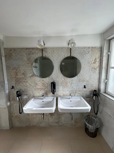 Standard Double room with city view