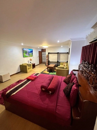 Deluxe Suite