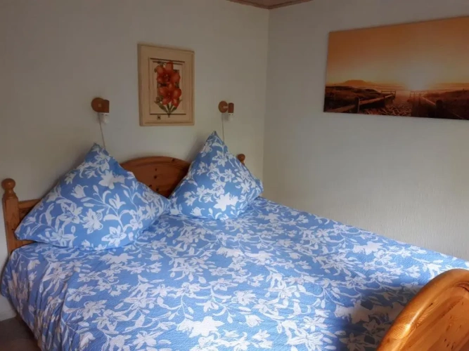 Double Cottage