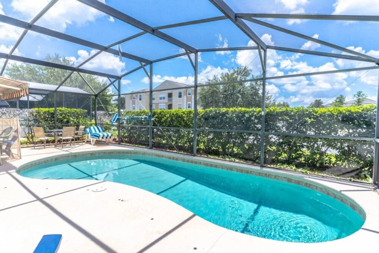 Windsor Palms by CV