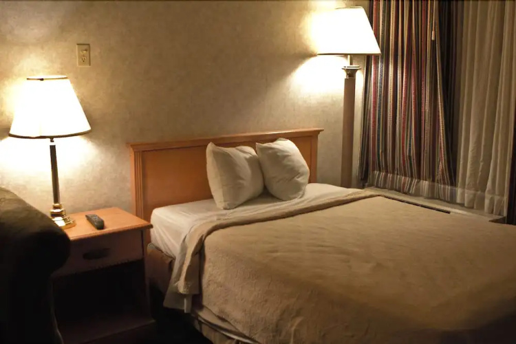 Ashlan Inn Hotel
