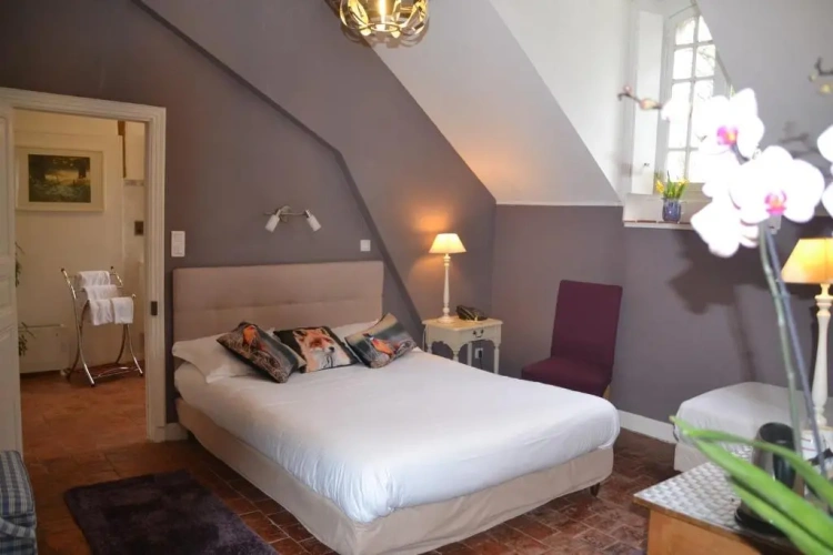 Comfort room