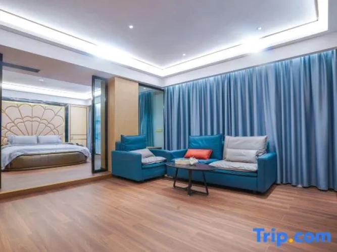 Luxury Triple Family Suite