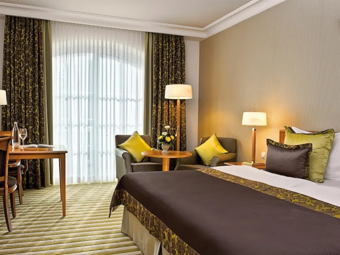 Classic Double room with balcony and with land view