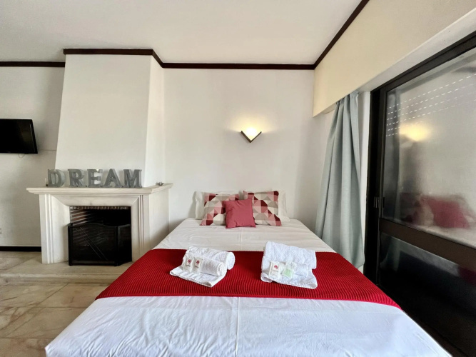 Albufeira Central 3 With Pool by Homing