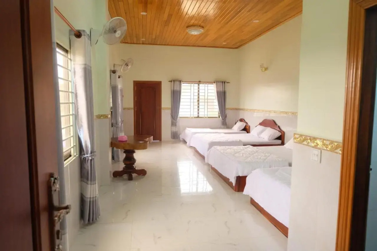 Hill Top Homestay